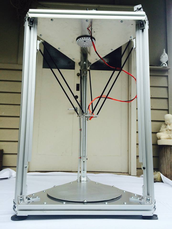 chiếc máy in 3D Delta lớn nhất thế giới 