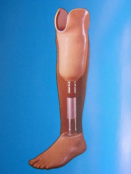 Chân giả dưới gối được hiểu là các loại chân giả cung cấp cho các mức cắt cụt dưới gối.