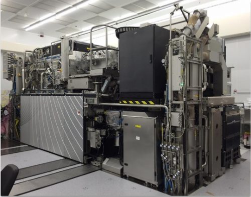 May in silicon chip dien tu